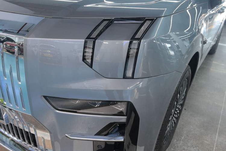 Used Zeekr 009 2024 Six-Seat Executive Version 4WD 108 kWh Left Front Headlight