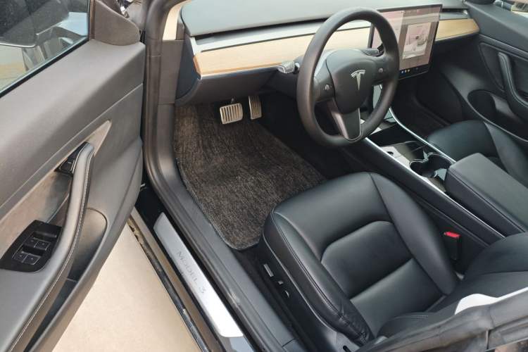 Used Tesla Model 3 2020 Revised Version Standard Range Rear-Wheel Drive – Upgraded Edition Driver Seat