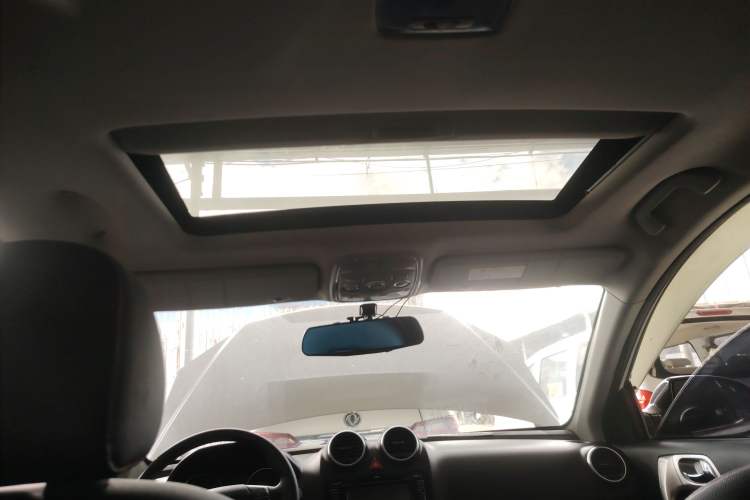 Used Haval H6 2016 Upgraded Model 1.5T Automatic Two-Wheel Drive Elite Version
