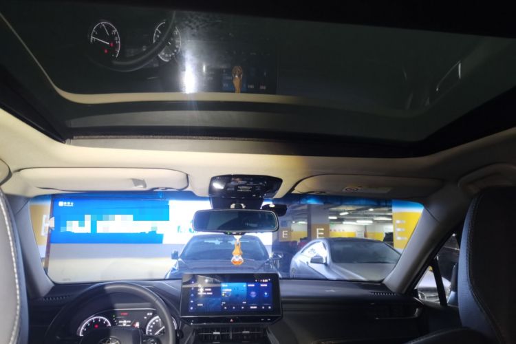 Used Toyota Harrier 2022 2.0L CVT Two-Wheel Drive Deluxe Edition Headliner