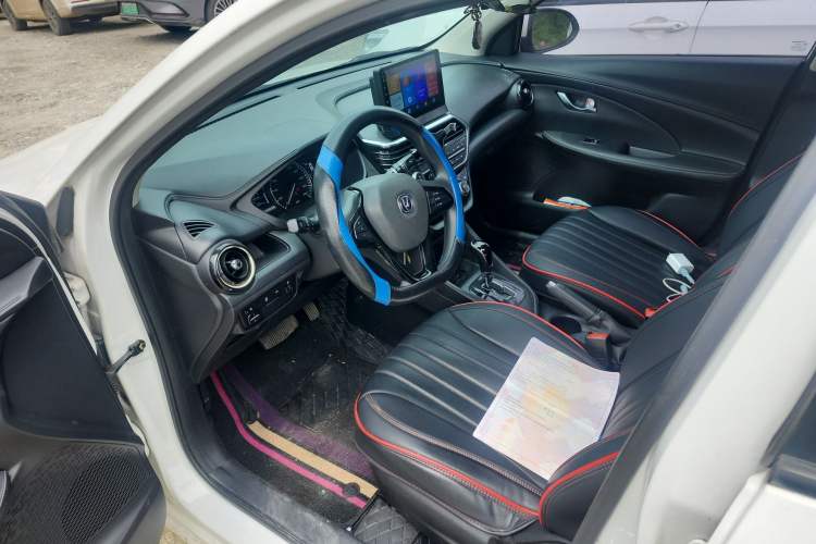 Used CHANGAN Alsvin 2019 1.5L DCT Luxury Version China VI Standard