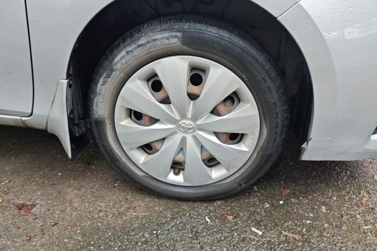 Used Toyota YARiS L Zhi Xuan 2015 1.5E Automatic Charm Edition
