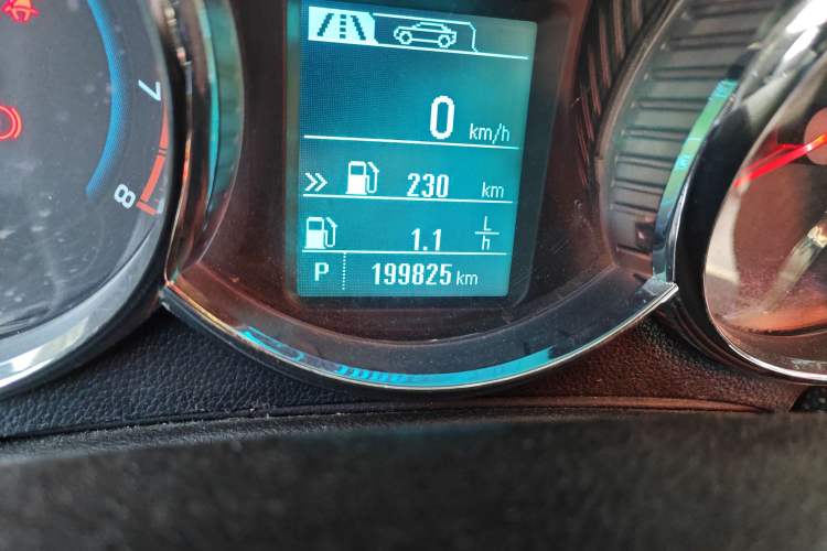 Used Chevrolet Cruze 2013 Hatchback 1.6T Automatic Flagship Model