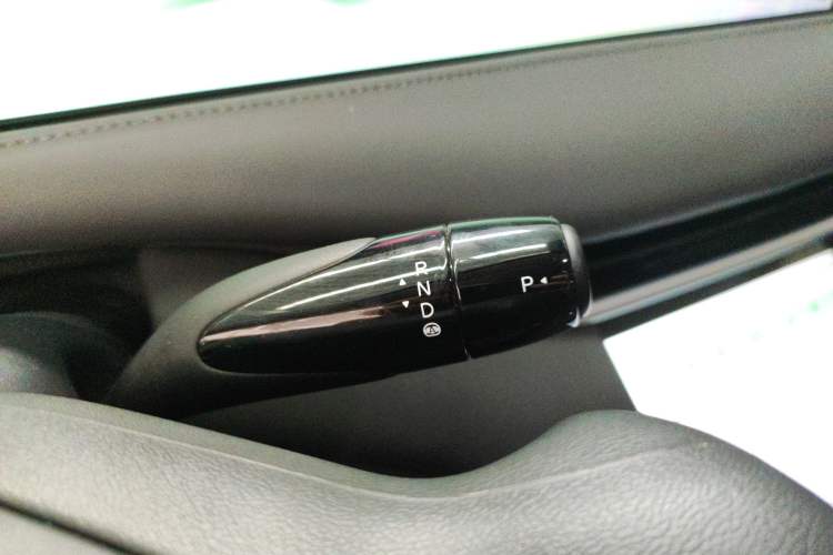 Used IM LS6 2025 Lingxi Intelligent Driving Edition Gear Lever