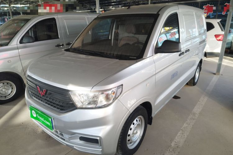 Used Wuling Hongguang V 2022 1.5L Jingqu Edition Enclosed-Window Vehicle with Electric Power Steering LAR