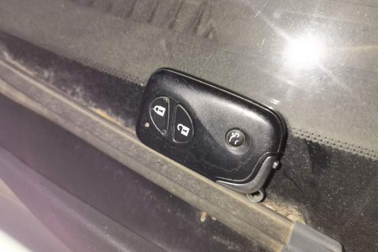 Used BYD S6 2011 2.0L Manual Luxury Edition