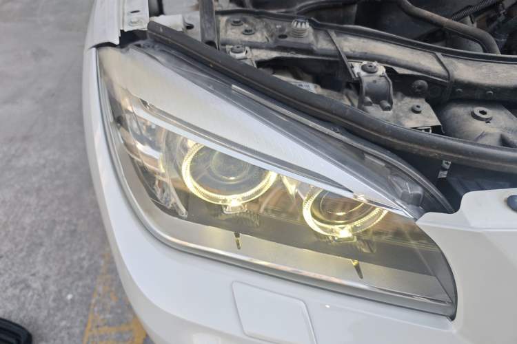 Used BMW X1 2015 sDrive18i Leading Edition
