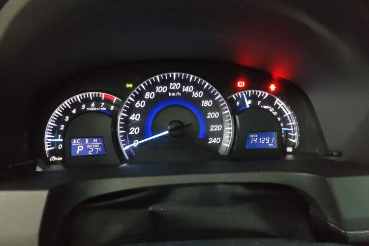 Used Toyota Camry 2015 2.0G Premier Edition
