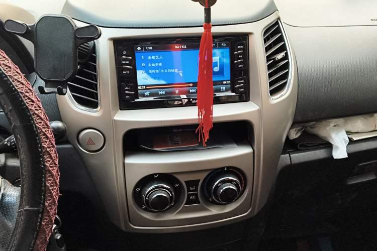 Used Great Wall M4 2012 1.5L Manual Luxury Version Audio And AC Panel