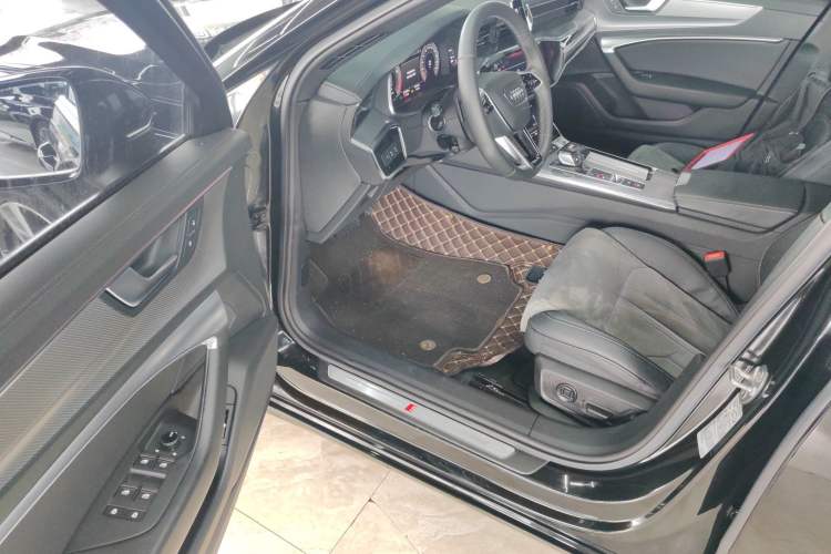 Used Audi A6L 2021 40 TFSI Luxury Dynamic Edition Driver Seat