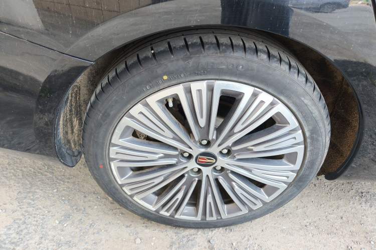 Used Hongqi H5 2022 Classic Model Facelift 1.5T DCT Qiyun Edition Exterior 5