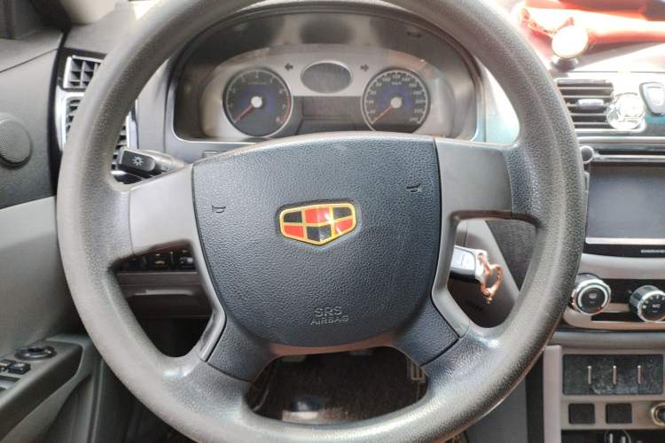 Used Geely Auto Classic Emgrand 2012 Sedan 1.5L Manual Standard Model Steering Wheel