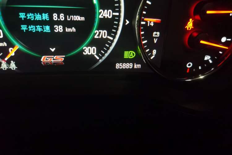 Used Buick Regal 2019 GS 28T Prestige Model China VI Standard Odometer Close Up