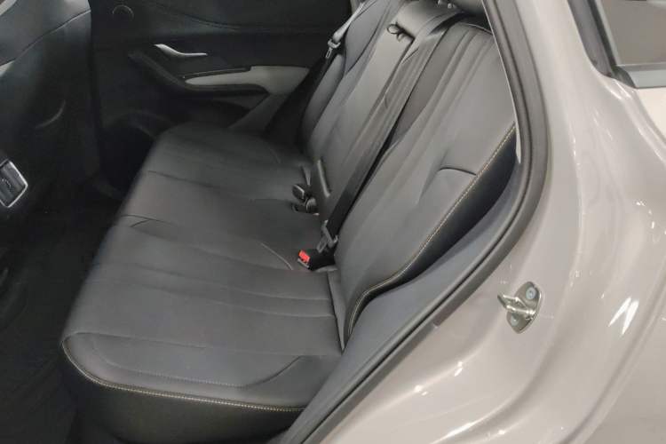 Used BYD Sealion 05 DM-i 2025 DM-i Smart Drive 115KM Flagship Model
