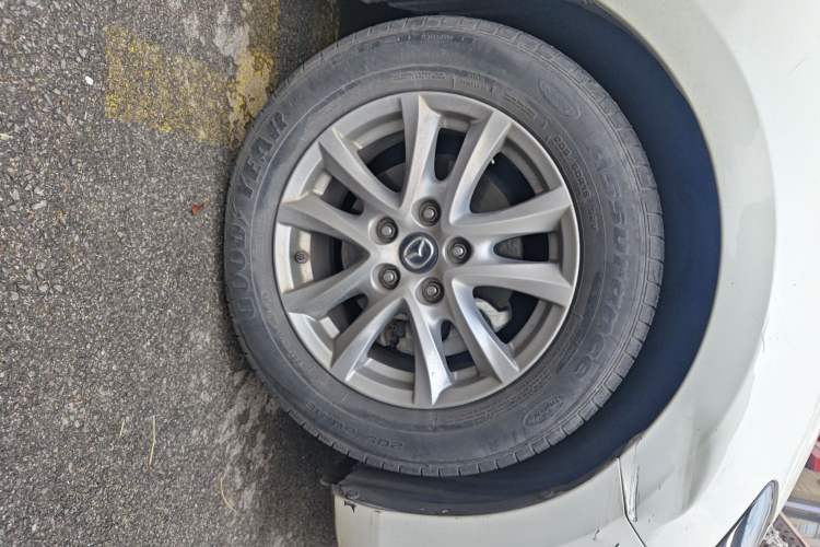 Used Mazda 3 Axela 2019 Cloud-Controlled Sedan 1.5L Automatic Luxury Model China VI Standard