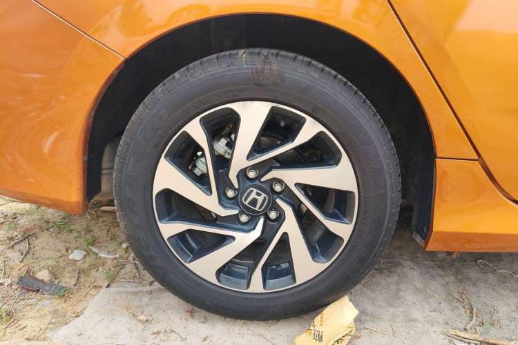 Used Honda Civic 2016 220TURBO CVT Luxury Edition
