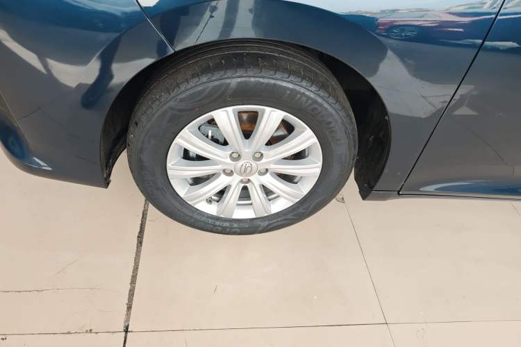 Used GAC Trumpchi M6 2021 270T DCT Luxury Edition (7 Seats) Exterior 4