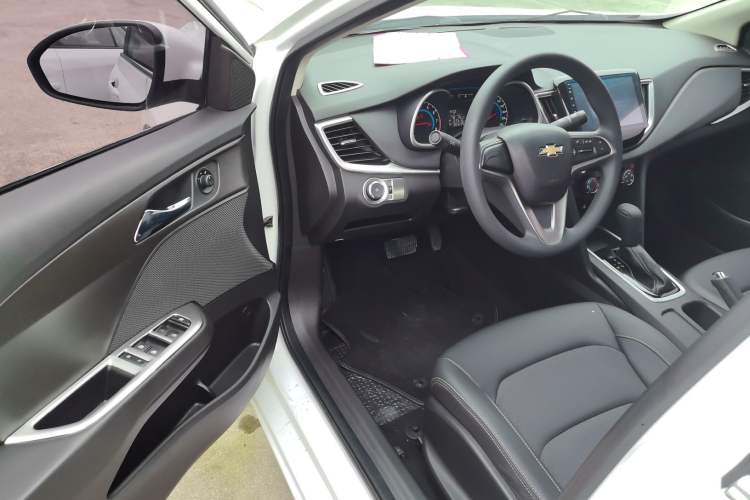 Used Chevrolet Cavalier 2016 1.5L Automatic Xinyue Edition Driver Seat