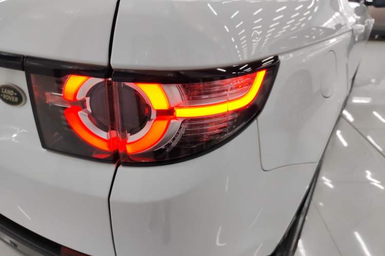 Used Land Rover Discovery Sport 2019 240 PS SE Version China VI Standard