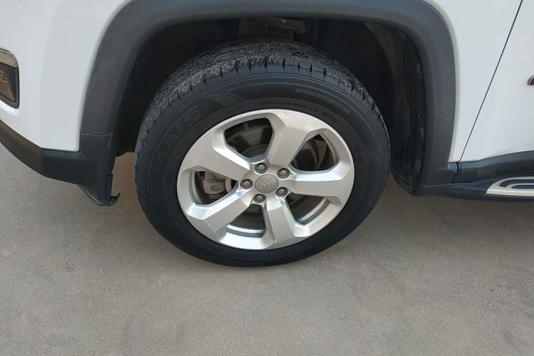 Used Jeep Compass 2017 200T Automatic Family Edition