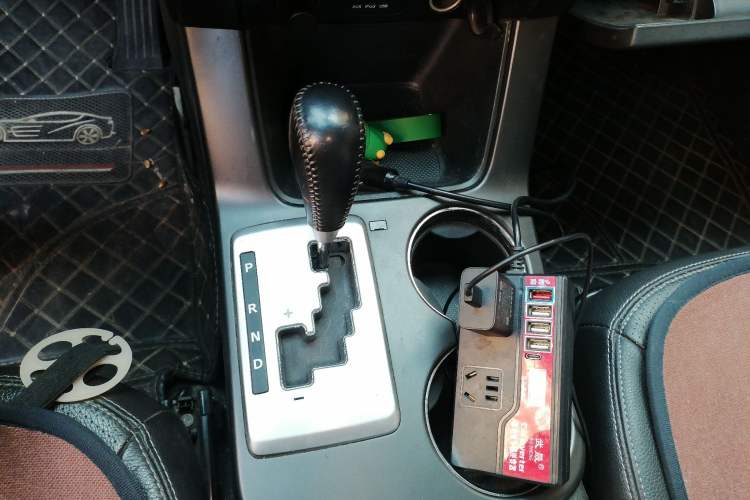 Used Kia Sorento 2012 2.4L Gasoline Luxury Edition