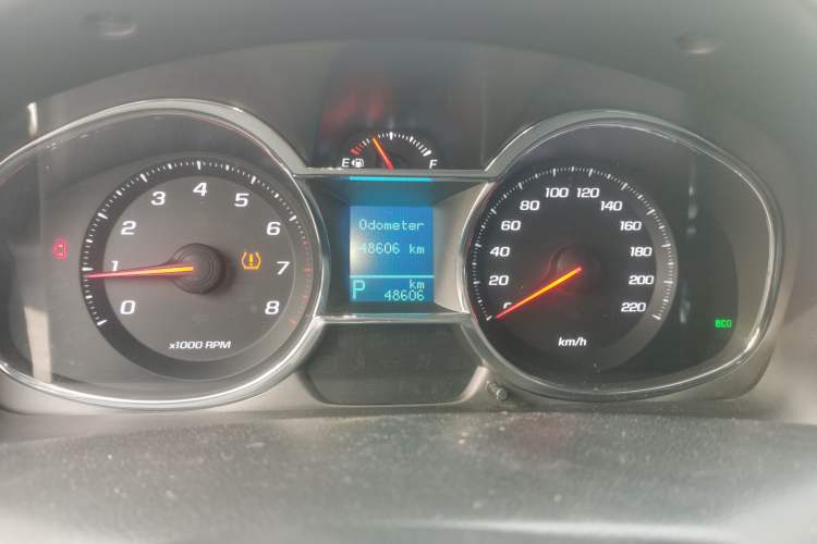 Used Chevrolet Captiva 2017 2.4L 4x4 Flagship Edition 7-Seater