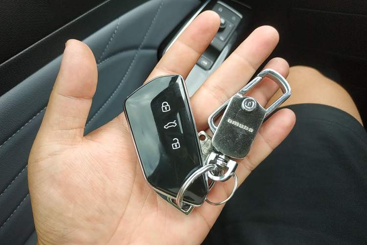 Used Volkswagen ID.6 X 2023 Pure Edition