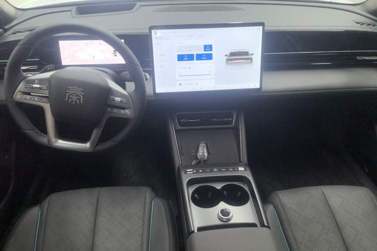 Used BYD Qin L 2025 EV 545KM Cloud Suspension Edition
