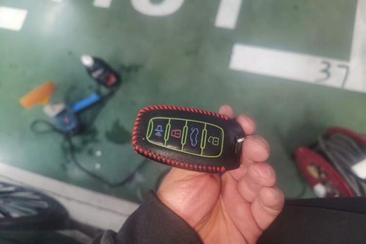 Used Haval H6 2017 Red Label 2.0T Automatic Two-Wheel Drive ZhiShang Model Vehicle Key