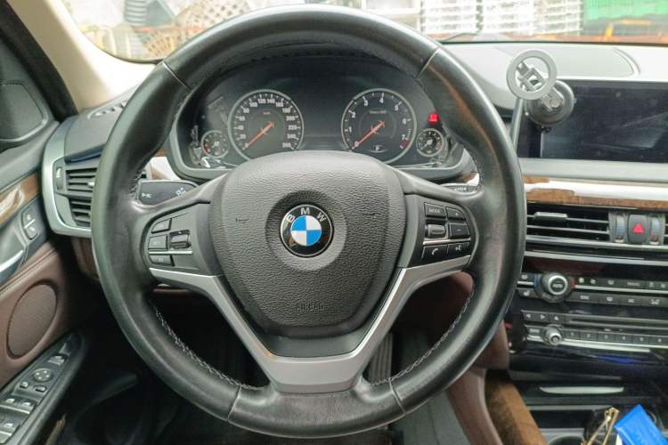 Used BMW X5 2017 xDrive28i
