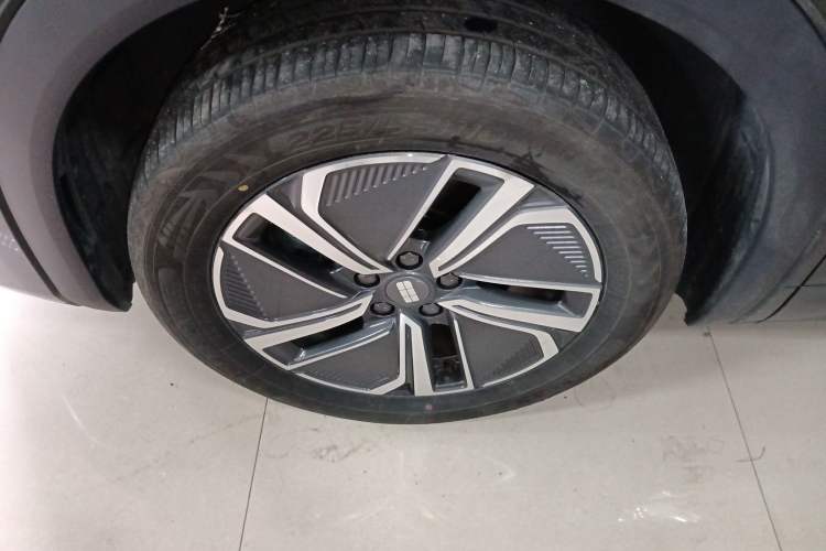Used Geely Galaxy Galaxy Xingjian 7 EM-i 2025 120km Exploration+ Version

