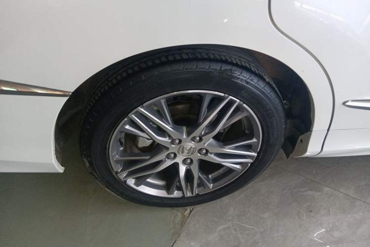 Used Honda Elysion 2019 2.0L Hybrid Supreme Edition
