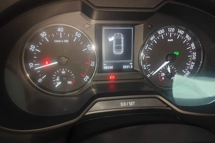 Used Skoda Octavia 2016 TSI280 DSG Smart Drive Edition Instrument Cluster