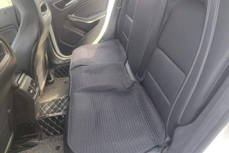 Used Mercedes-Benz GLA 2016 GLA 200 Fashion Model
