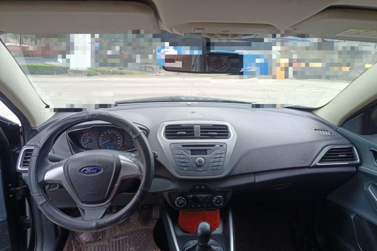 Used Ford Escort 2015 1.5L Manual Fashion Edition