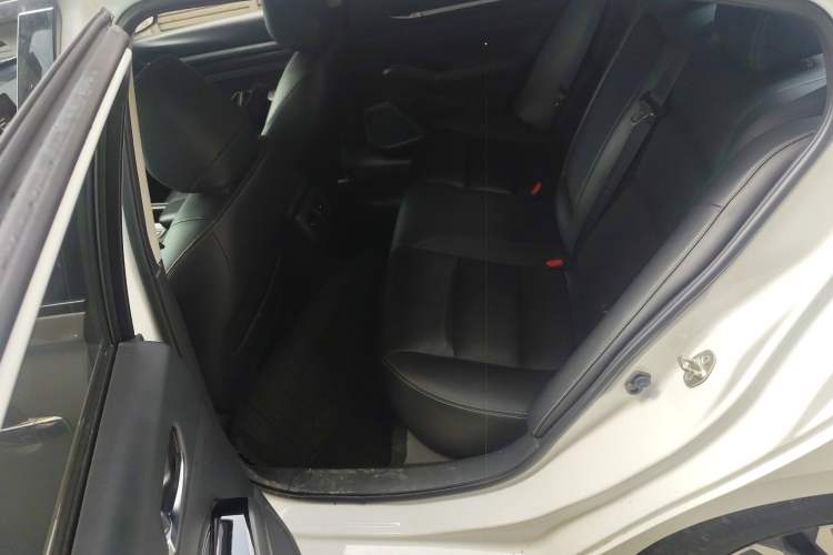 Used Nissan Teana 2022 2.0L XL-TLS Enjoyment Edition