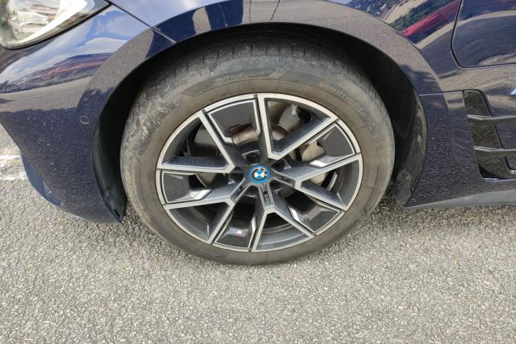 Used BMW i4 2022 eDrive40