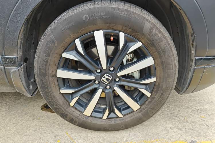 Used Honda Breeze 2020 Rui Hybrid 2.0L Two-Wheel Drive Rui Luxury Edition Right Front Wheel Hub