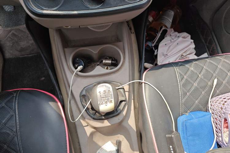 Used Wuling Hongguang 2010 1.2L Standard Version China IV Gear Lever