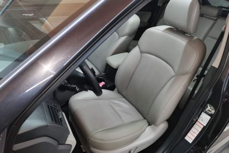 Used Subaru Forester 2013 2.5i Automatic Luxury Edition