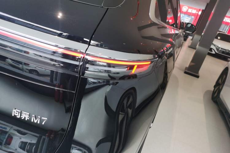 Used Hima AITO M7 2026 Model Range-Extending Max All-Wheel Drive 5-Seater Version
