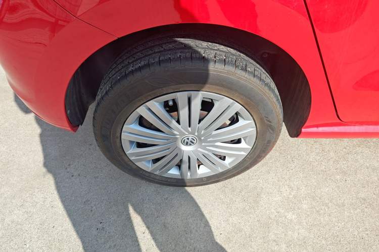 Used Volkswagen Polo 2016 1.6L Automatic Comfort Model
