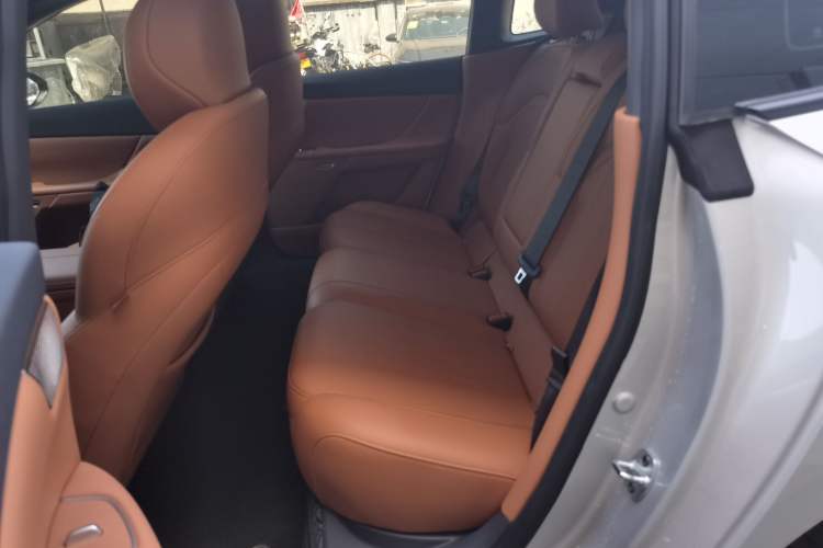 Used Dongfeng eπ eπ007 2025 Model Pure-Electric 565 All-Wheel-Drive Max Leading Edition
