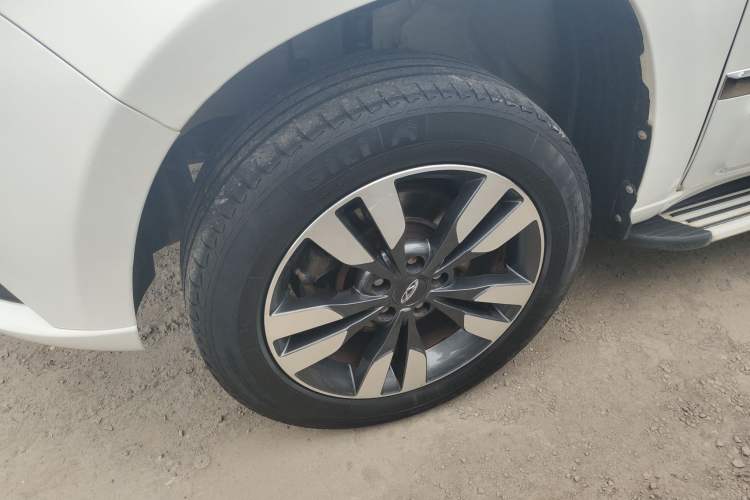 Used Chery Tiggo 3 2016 1.6L Manual ZhiShang Edition Left Front Wheel Hub