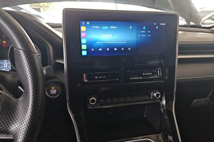 Used Haval M6 2021 PLUS 1.5T DCT Elite Smart Connectivity Model
