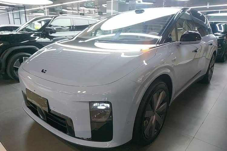Used Li Auto i8 2025 Model Standard Version