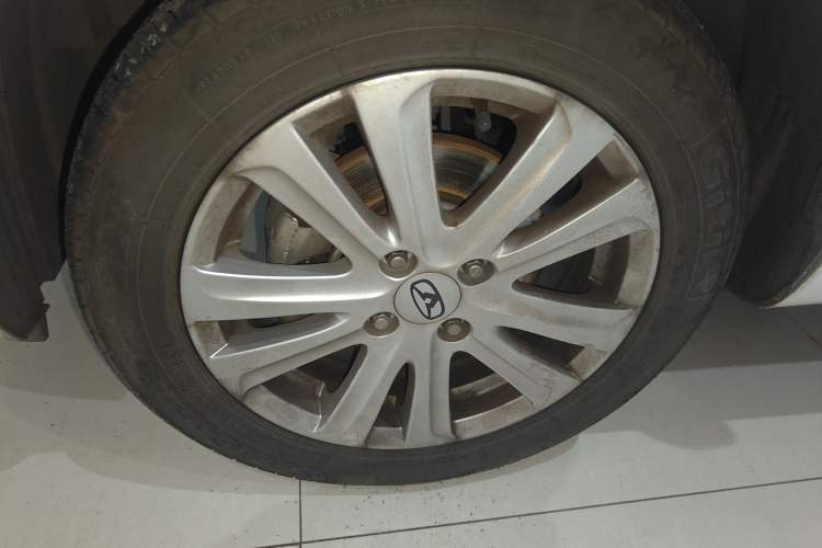 Used Cowin C3 2016 1.5L Automatic Hongzuan Edition
