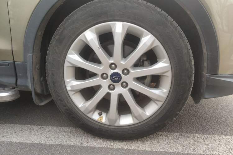 Used Ford Kuga 2015 1.5L GTDi Two-Wheel-Drive Comfort Model