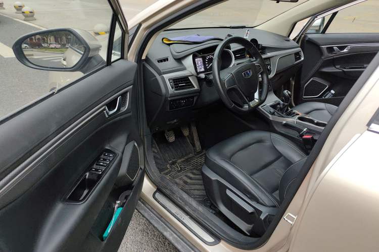 Used Geely Auto Emgrand GS 2016 Elegant Edition 1.8L Manual LingShang Model Driver Seat
