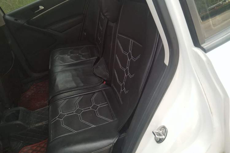 Used Volkswagen Tiguan 2015 1.4TSI Manual Two-Wheel Drive BlueMotion Edition